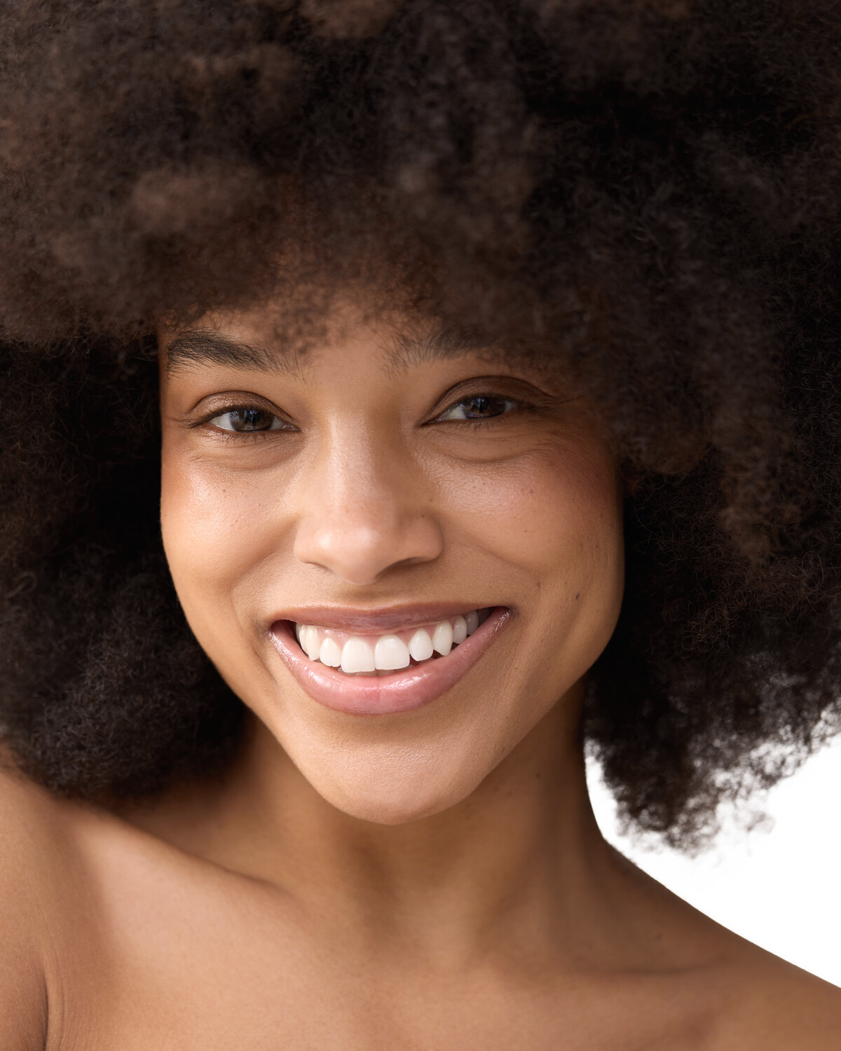 Sammy Leverock, beauty portrait, smiling